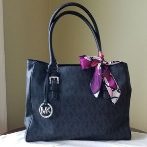 Michael Kors - "Jet Set" Medium Work Tote